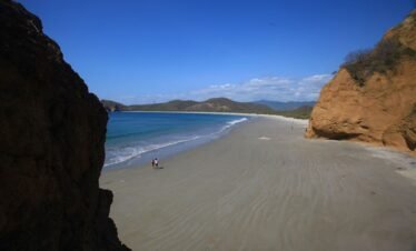  FRAILES –SALANGO –SAN LORENZO –MONTAÑITA (3 DIAS / 2 NOCHES)